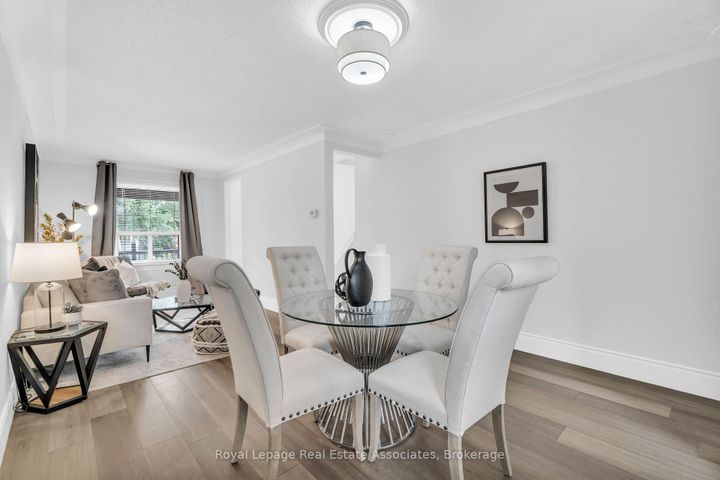 Photo 11 at 10 Gordon Street, Crown Point, Hamilton