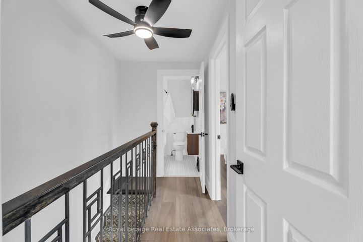 Photo 17 at 10 Gordon Street, Crown Point, Hamilton