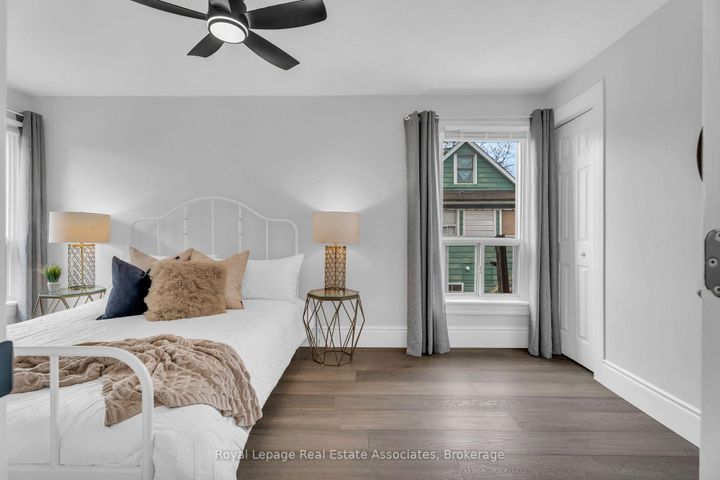 Photo 18 at 10 Gordon Street, Crown Point, Hamilton