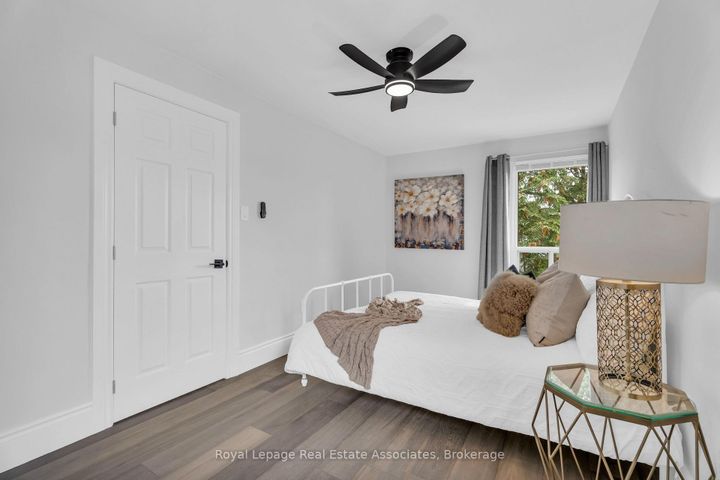 Photo 20 at 10 Gordon Street, Crown Point, Hamilton