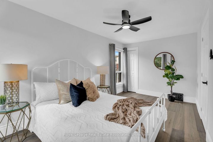 Photo 21 at 10 Gordon Street, Crown Point, Hamilton