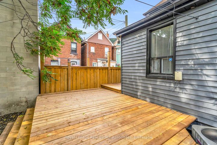 Photo 29 at 10 Gordon Street, Crown Point, Hamilton