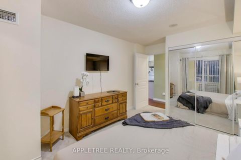 Photo 12 at 209 - 9 Northern Heights Drive, Langstaff, Richmond Hill