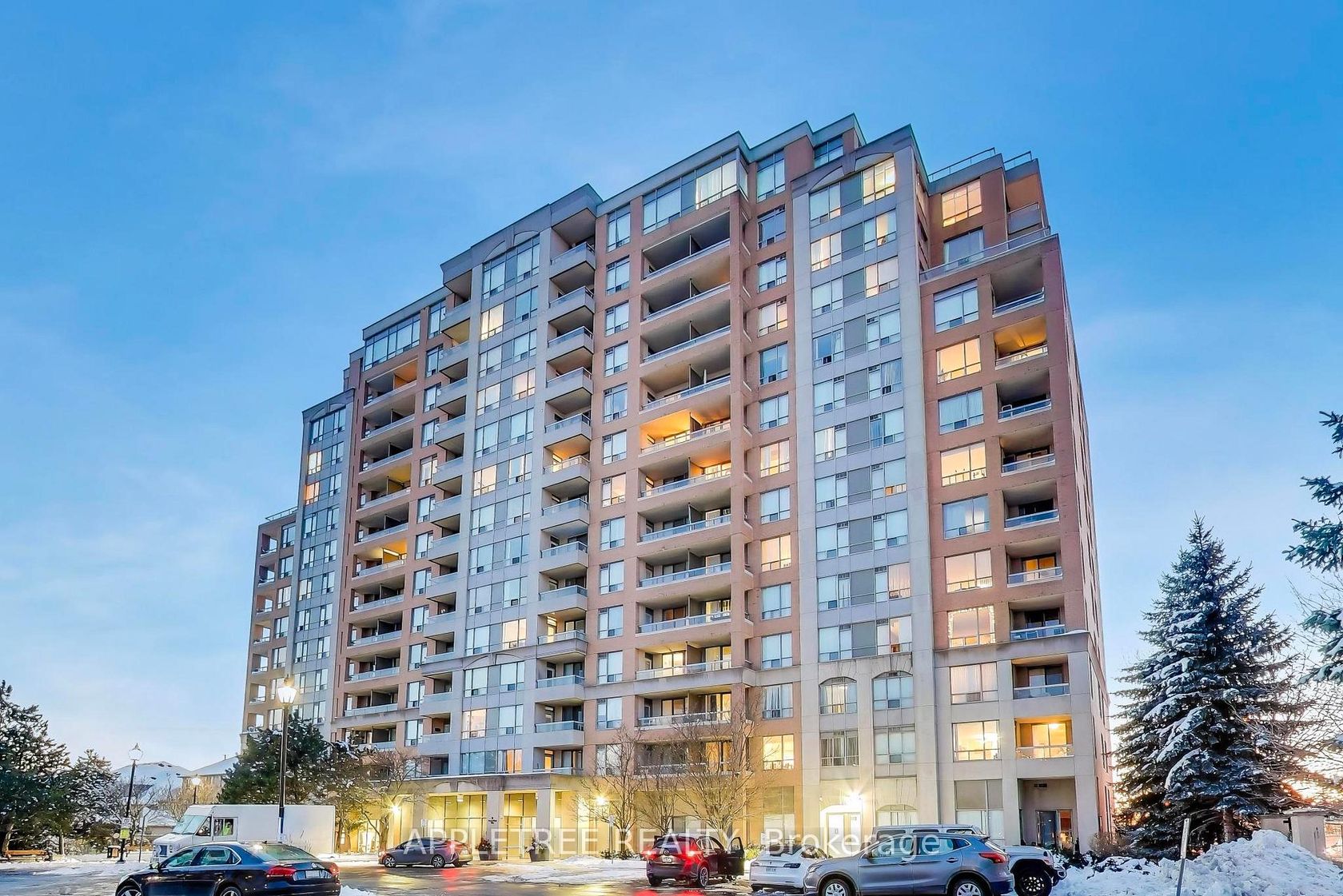 209 - 9 Northern Heights Drive, Langstaff, Richmond Hill 