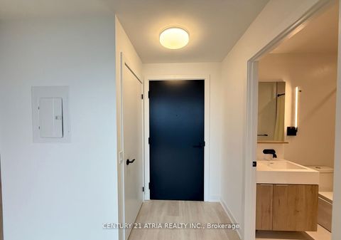 Photo 1 at 2910 - 117 Broadway Avenue, Mount Pleasant West, Toronto