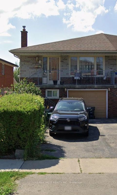 Photo 0 at 3 Lakeland Drive, Beaumonde Heights, Toronto