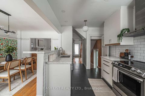 Photo 17 at 44 Parkdale Road, Swansea, Toronto