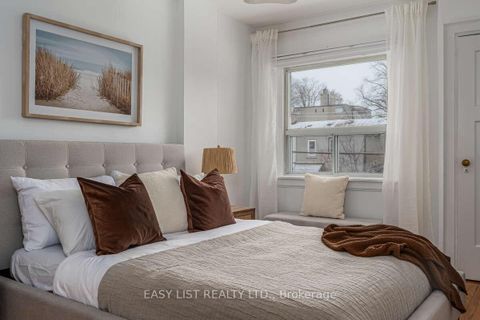 Photo 32 at 44 Parkdale Road, Swansea, Toronto