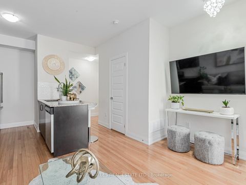 Photo 8 at 55 - 19 Eldora Avenue, Newtonbrook West, Toronto