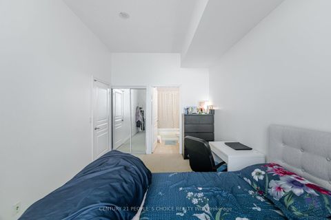 Photo 24 at 3304 - 3939 Duke Of York Boulevard, City Centre, Mississauga