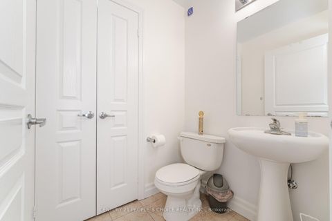 Photo 26 at 3304 - 3939 Duke Of York Boulevard, City Centre, Mississauga