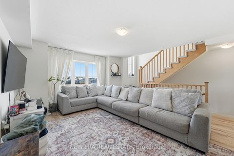 Photo 5 at 44 Jerome Way, Bowmanville, Clarington