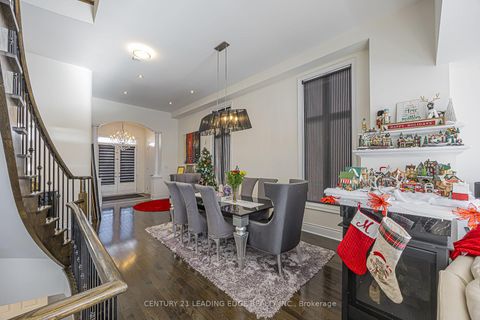 Photo 12 at 183 Maurier Boulevard, Patterson, Vaughan