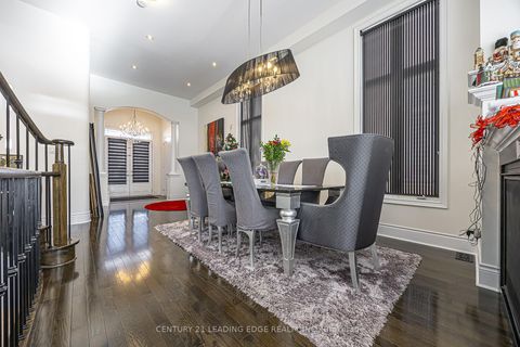 Photo 13 at 183 Maurier Boulevard, Patterson, Vaughan