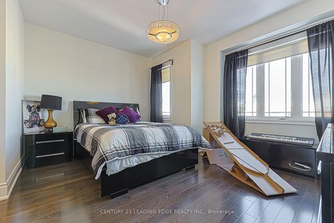 Photo 38 at 183 Maurier Boulevard, Patterson, Vaughan