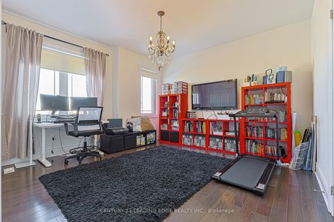 Photo 43 at 183 Maurier Boulevard, Patterson, Vaughan