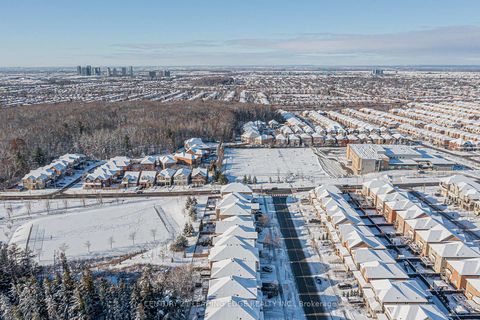 Photo 49 at 183 Maurier Boulevard, Patterson, Vaughan