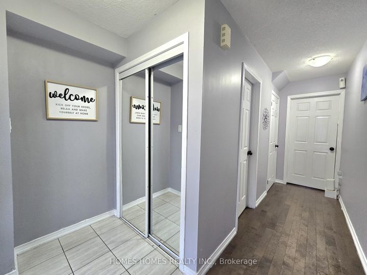 Photo 4 at 170 Golden Springs Drive, Northwest Brampton, Brampton