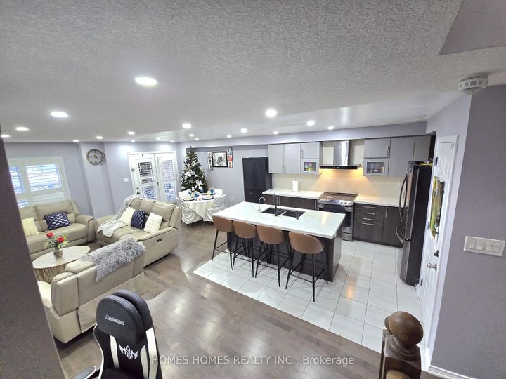 Photo 21 at 170 Golden Springs Drive, Northwest Brampton, Brampton