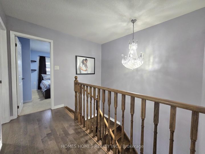 Photo 33 at 170 Golden Springs Drive, Northwest Brampton, Brampton