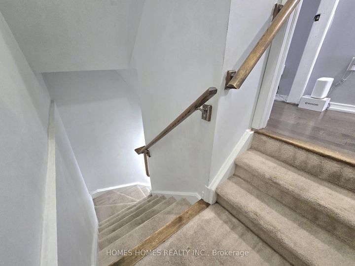 Photo 35 at 170 Golden Springs Drive, Northwest Brampton, Brampton