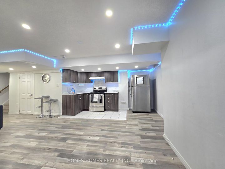 Photo 36 at 170 Golden Springs Drive, Northwest Brampton, Brampton