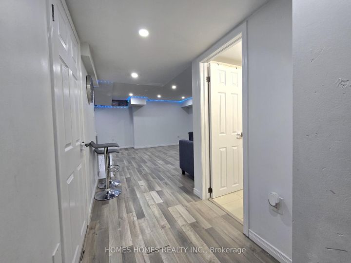 Photo 39 at 170 Golden Springs Drive, Northwest Brampton, Brampton