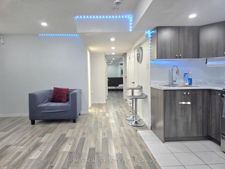 Photo 41 at 170 Golden Springs Drive, Northwest Brampton, Brampton