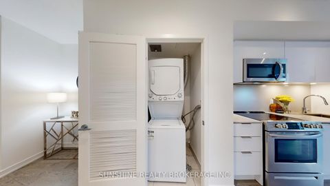 Photo 33 at 422 - 25 Richmond Street E, Yonge Corridor, Toronto