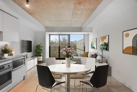 Photo 4 at 302 - 2720 Dundas Street W, Junction Area, Toronto