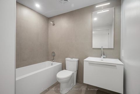 Photo 22 at 302 - 2720 Dundas Street W, Junction Area, Toronto