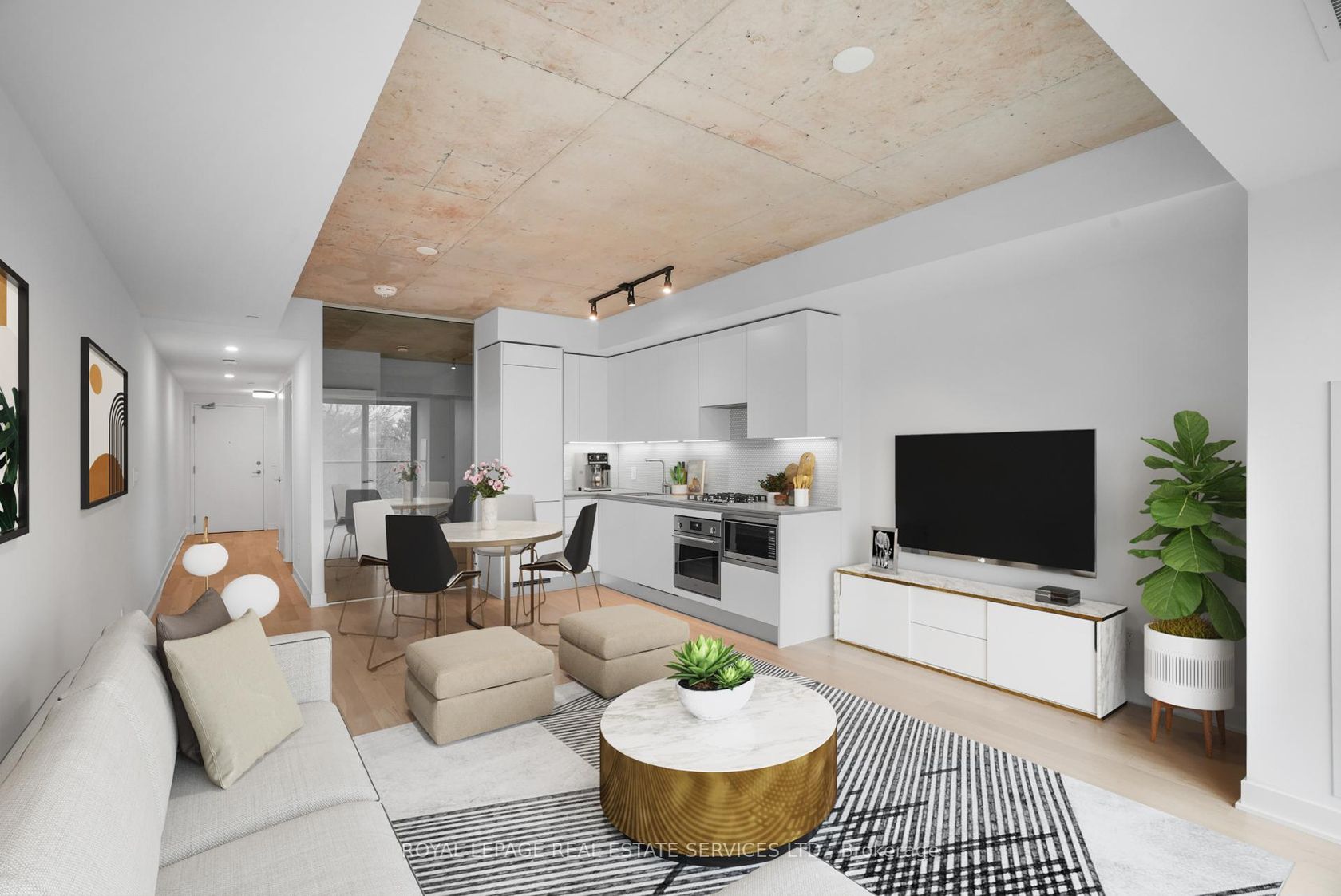 302 - 2720 Dundas Street W, Junction Area, Toronto 