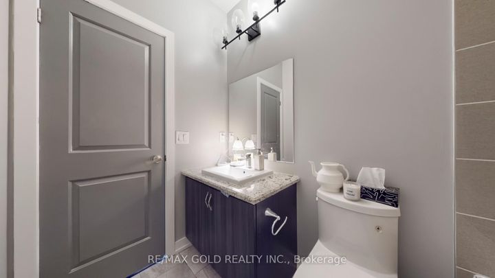 Photo 36 at 3 Glenngarry Crescent, Rural Vaughan, Vaughan