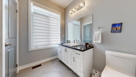 Photo 30 at 3 Glenngarry Crescent, Rural Vaughan, Vaughan