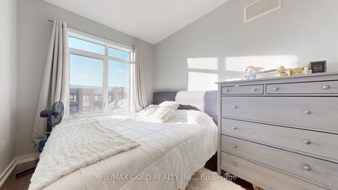 Photo 31 at 3 Glenngarry Crescent, Rural Vaughan, Vaughan