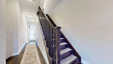 Photo 38 at 3 Glenngarry Crescent, Rural Vaughan, Vaughan