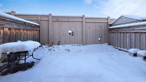 Photo 44 at 3 Glenngarry Crescent, Rural Vaughan, Vaughan