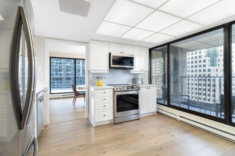 Photo 27 at 1318 - 55 Harbour Square, Waterfront Communities C1, Toronto