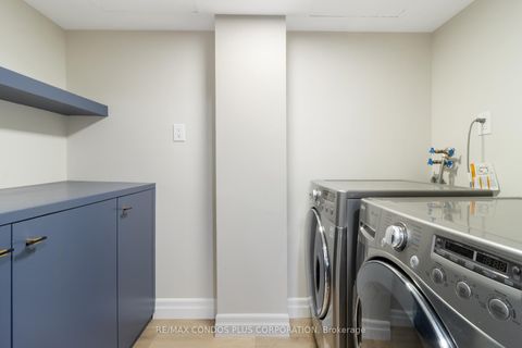 Photo 35 at 1318 - 55 Harbour Square, Waterfront Communities C1, Toronto