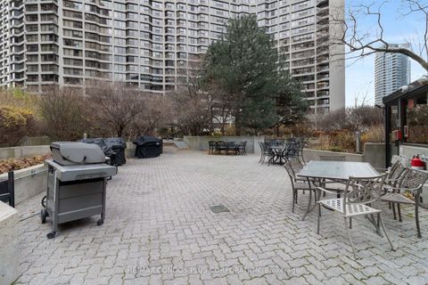 Photo 48 at 1318 - 55 Harbour Square, Waterfront Communities C1, Toronto