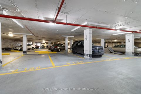 Photo 49 at 1318 - 55 Harbour Square, Waterfront Communities C1, Toronto