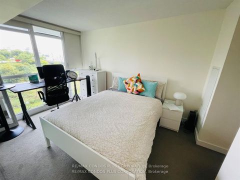 Photo 3 at 502 - 75 Queens Wharf Road, Waterfront Communities C1, Toronto