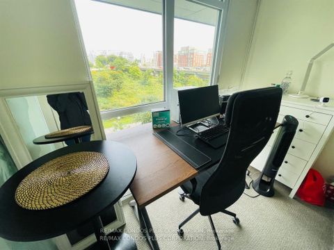 Photo 4 at 502 - 75 Queens Wharf Road, Waterfront Communities C1, Toronto