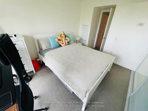 Photo 5 at 502 - 75 Queens Wharf Road, Waterfront Communities C1, Toronto