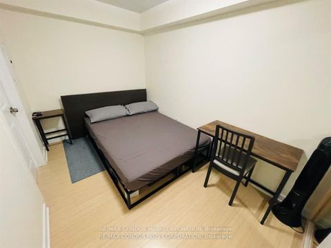 Photo 10 at 502 - 75 Queens Wharf Road, Waterfront Communities C1, Toronto