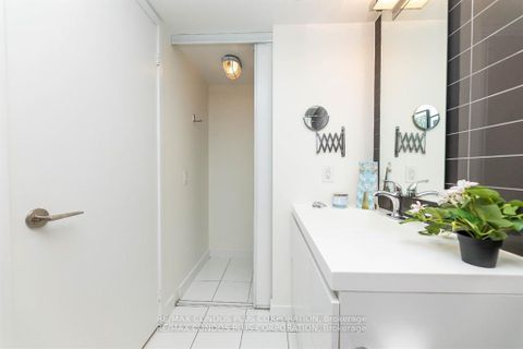 Photo 14 at 502 - 75 Queens Wharf Road, Waterfront Communities C1, Toronto