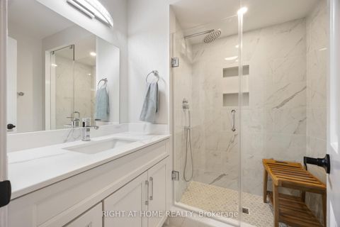 Photo 19 at 13 - 2 Wooded Carse Way, Branson, Toronto