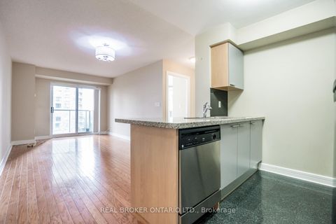 Photo 2 at 504 - 16 Harrison Garden Boulevard, Willowdale East, Toronto