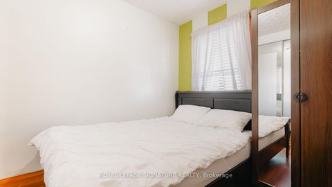 Photo 6 at 81 Lambton Avenue, Smythe, Toronto