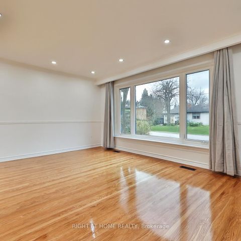 Photo 2 at 9 Allister Avenue, Cliffcrest, Toronto